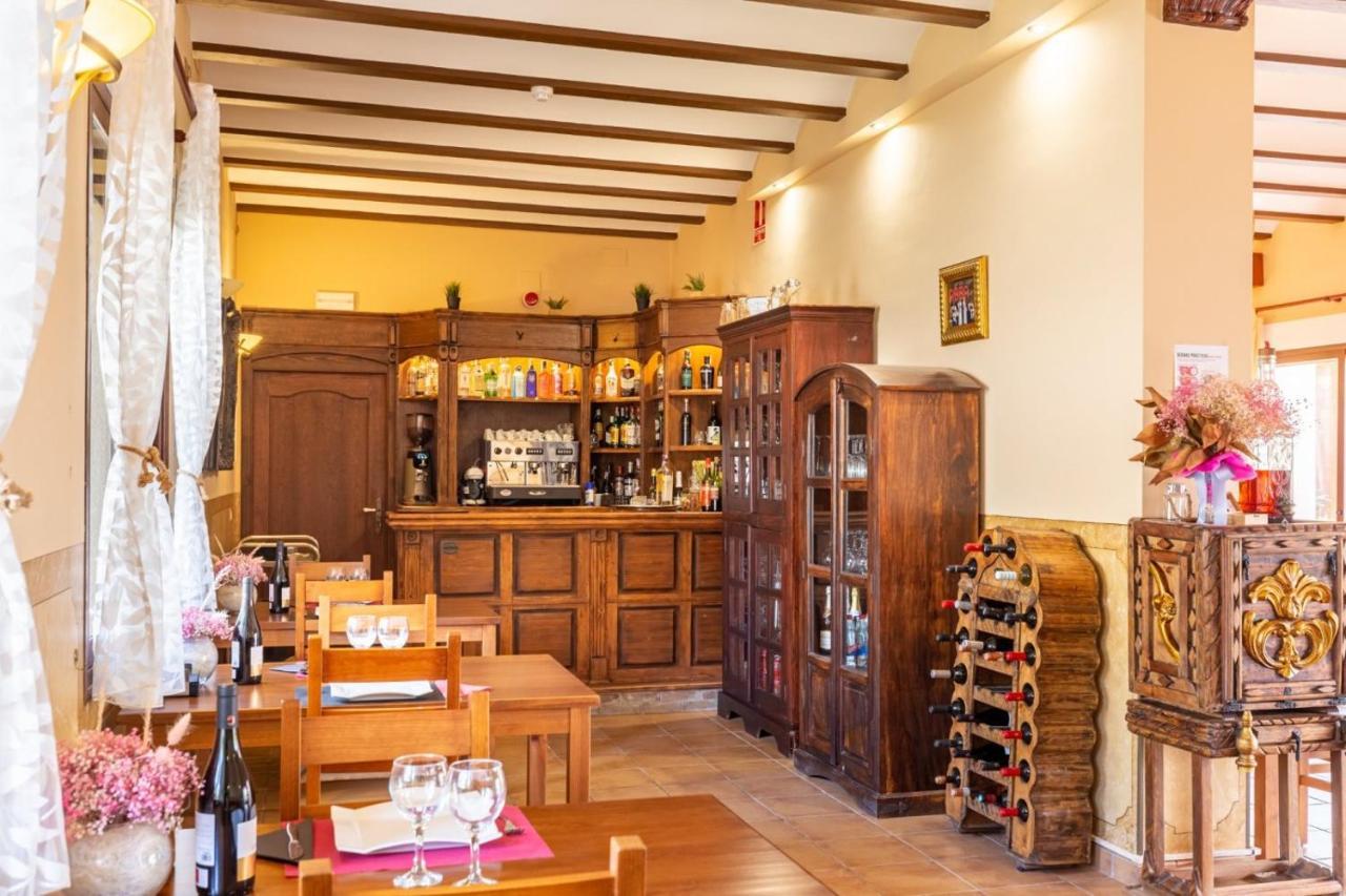Hotel Finca Fabiola (Adults Only) ฟีเนสตรัต ภายนอก รูปภาพ