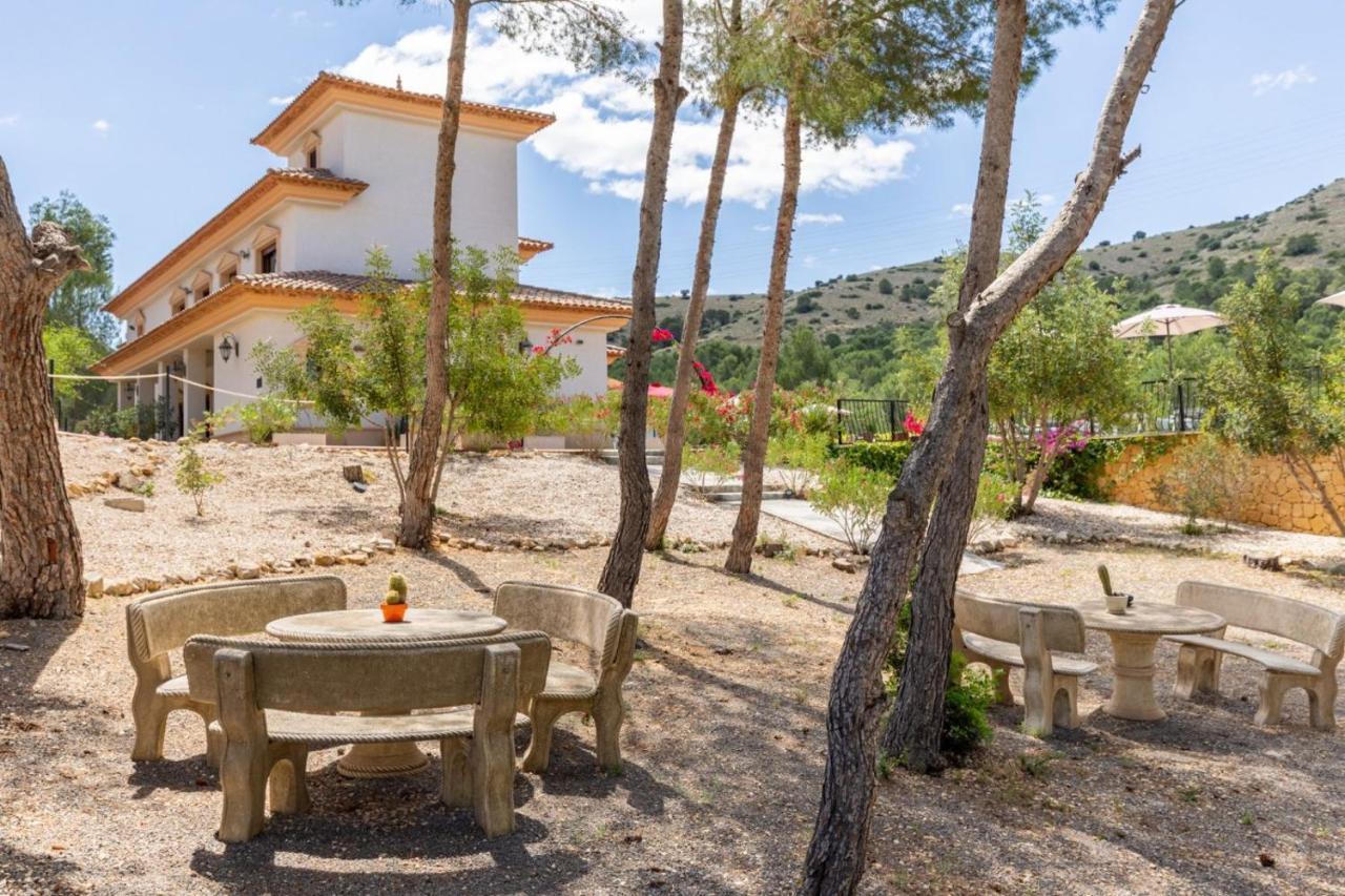 Hotel Finca Fabiola (Adults Only) ฟีเนสตรัต ภายนอก รูปภาพ