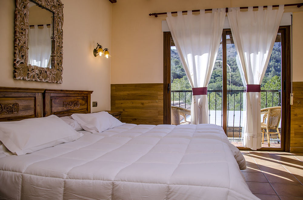 Hotel Finca Fabiola (Adults Only) ฟีเนสตรัต ภายนอก รูปภาพ