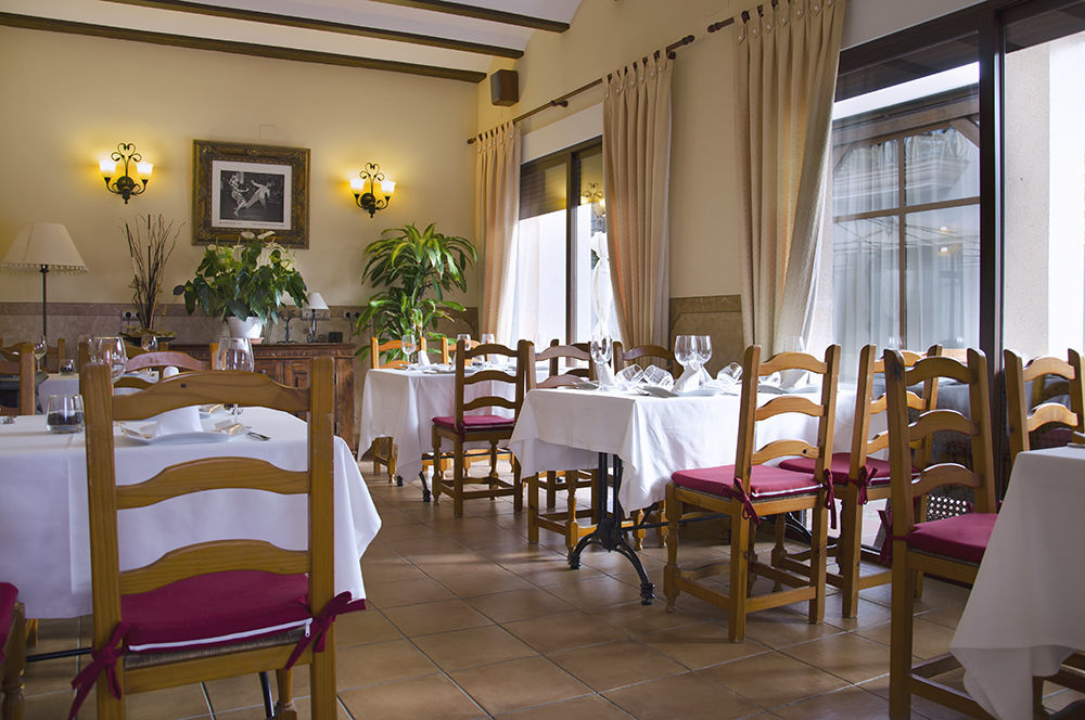 Hotel Finca Fabiola (Adults Only) ฟีเนสตรัต ภายนอก รูปภาพ